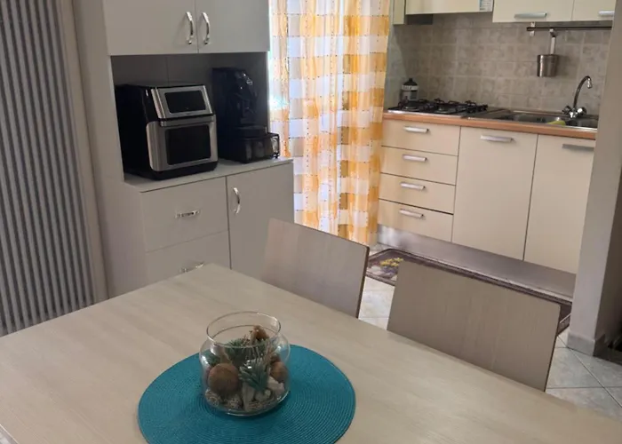 Angelina ヴァスト